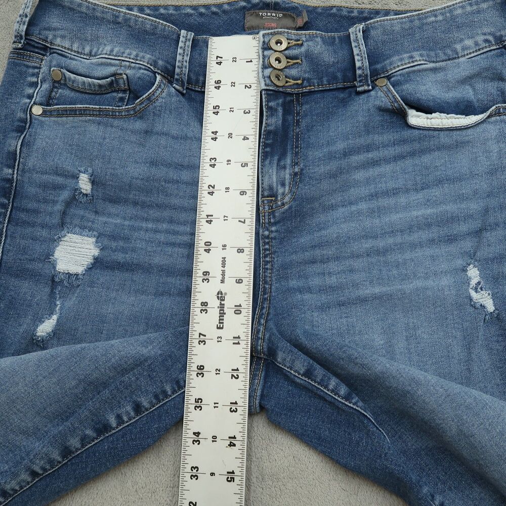 Torrid Jeans Women's Size 18R Blue High-Rise Jegging Denim 28" Inseam Destroyed - Picture 8 of 16